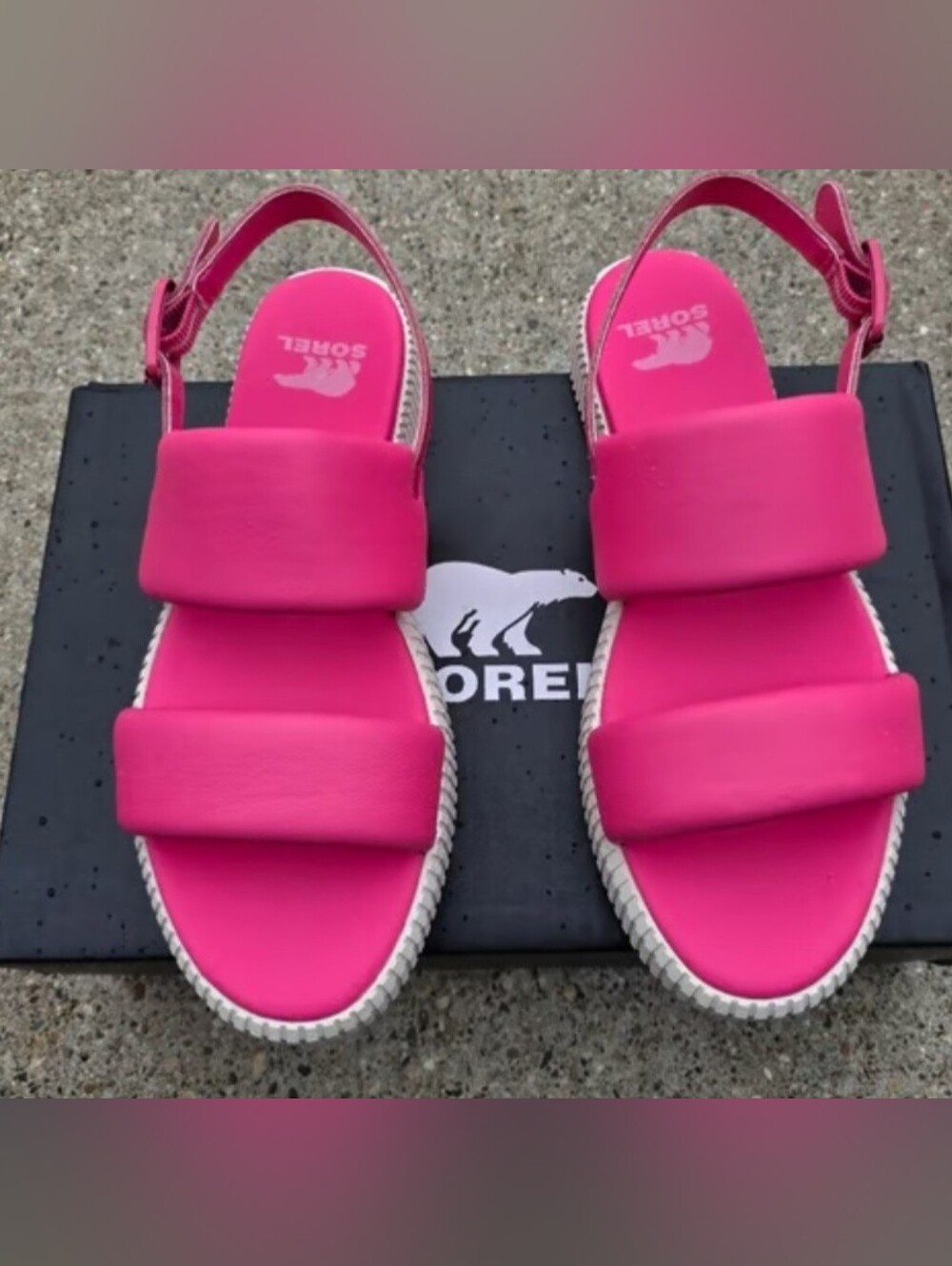 Sorel Women's Hot Pink Padded Strap Sandals Size 7.5 NWOB